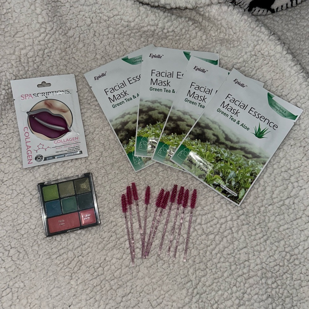 Women’s products bundle